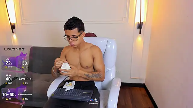 Paradise boy s online show from 03-21-26, 02:31