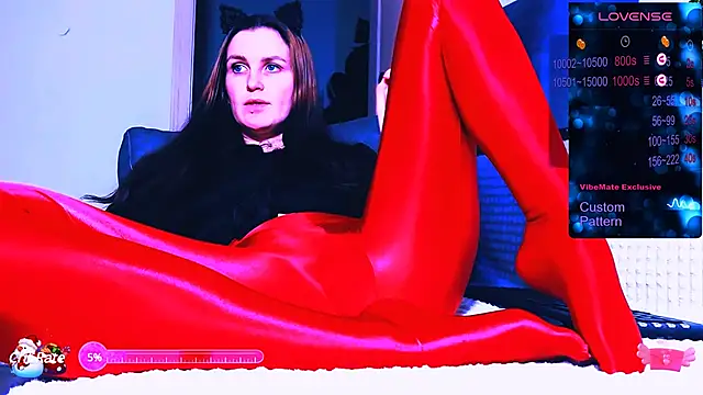 Snapshot of Lina_Owl chatting on 12-19-24, 09:06 Lina Owl online show from 12-19-24, 09:06