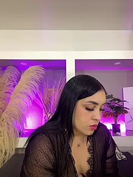 Snapshot of Sheeryl__ chatting on 05-16-26, 05:37 Sheeryl online show from 05-16-26, 05:37