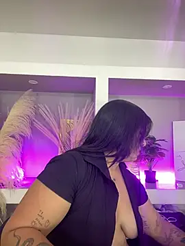 Snapshot of Sheeryl__ chatting on 05-29-26, 05:27 Sheeryl online show from 05-29-26, 05:27