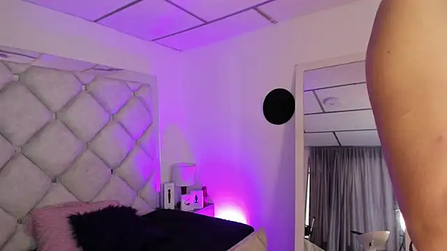 alessiaferry online show from 03-19-26, 07:51