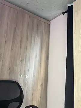 Julieta-sett online show from 12-19-25, 08:27