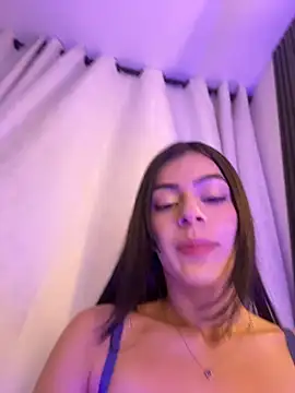 Julieta-sett online show from 05-27-26, 05:48