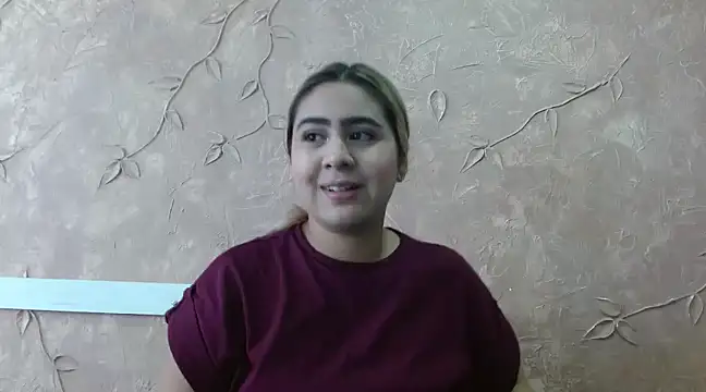 Miabonnett  online show from 02-06-25, 12:59