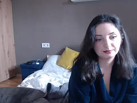 unicka65 online show from 04-15-26, 02:02