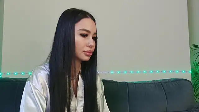 Snapshot of OnlyXandra chatting on 02-25-25, 06:58 OnlyXandra online show from 02-25-25, 06:58