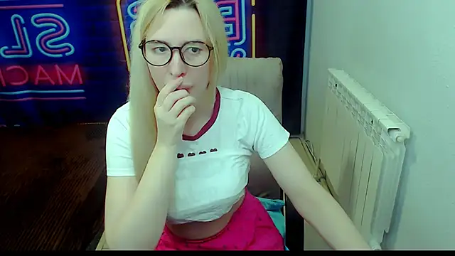 kerakiss877 online show from 12-19-25, 03:30