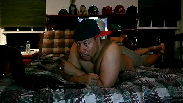 Snapshot of pimpdaddy4ever chatting on 03-08-25, 04:34 pimpdaddy4ever online show from 03-08-25, 04:34