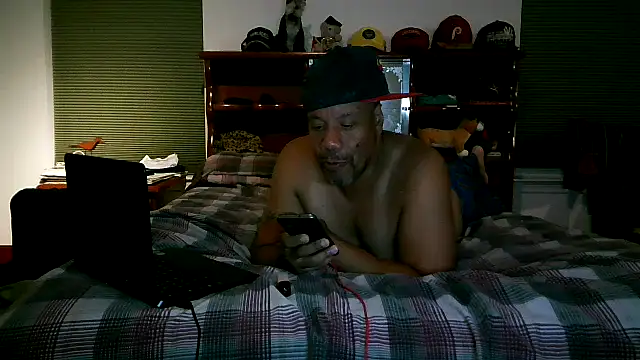 Snapshot of pimpdaddy4ever chatting on 10-09-25, 02:20 pimpdaddy4ever online show from 10-09-25, 02:20