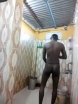 Snapshot of bas1cooks chatting on 12-21-24, 03:03 bas1cooks online show from 12-21-24, 03:03