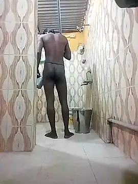 Snapshot of bas1cooks chatting on 02-10-25, 03:03 bas1cooks online show from 02-10-25, 03:03