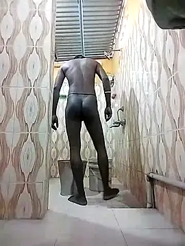 Snapshot of bas1cooks chatting on 03-05-25, 03:18 bas1cooks online show from 03-05-25, 03:18