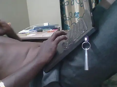 Snapshot of bas1cooks chatting on 10-11-25, 05:11 bas1cooks online show from 10-11-25, 05:11