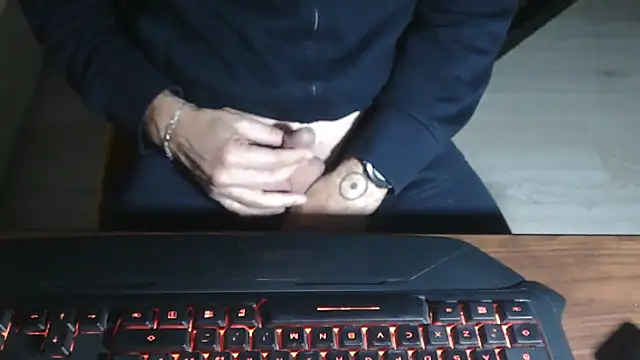 Adri gard online show from 11-14-25, 09:13