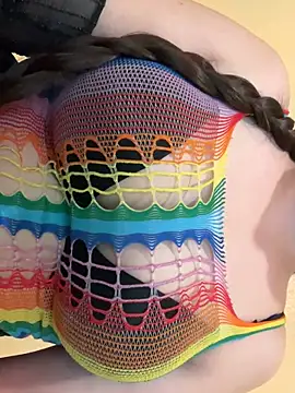 Evelyn Moon online show from 11-17-25, 01:17