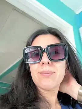 Reinacatchile online show from 03-06-26, 09:22