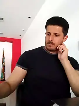 Snapshot of Jota_show chatting on 12-15-24, 01:54 Jota show online show from 12-15-24, 01:54