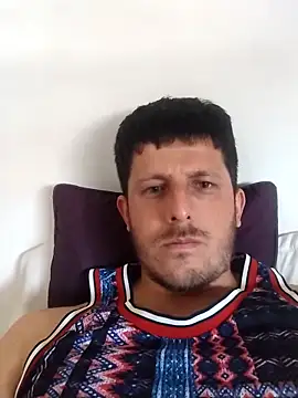 Snapshot of Jota_show chatting on 09-13-25, 02:06 Jota show online show from 09-13-25, 02:06