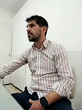 Snapshot of tatoocba88 chatting on 10-08-25, 07:33 tatoocba88 online show from 10-08-25, 07:33