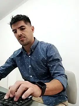 Snapshot of tatoocba88 chatting on 10-15-25, 07:25 tatoocba88 online show from 10-15-25, 07:25