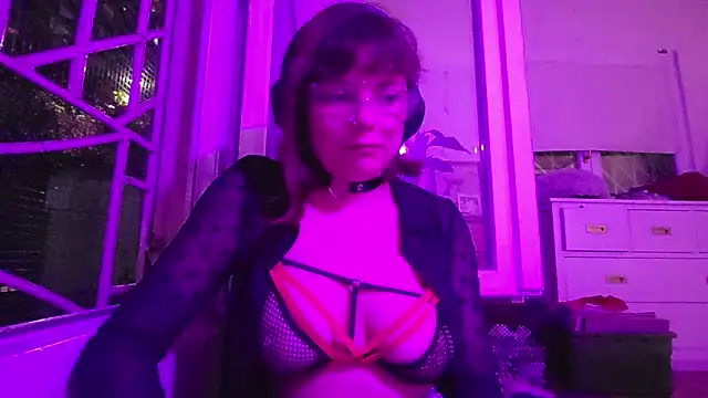 estivalia xxx online show from 03-17-26, 01:10