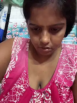 Beauty-queen online show from 10-29-25, 10:39