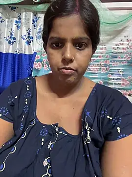 Snapshot of Beauty-queen chatting on 07-06-26, 02:03 Beauty-queen online show from 07-06-26, 02:03