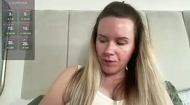 Snapshot of redheadrosie69 chatting on 03-10-25, 11:10 redheadrosie69 online show from 03-10-25, 11:10