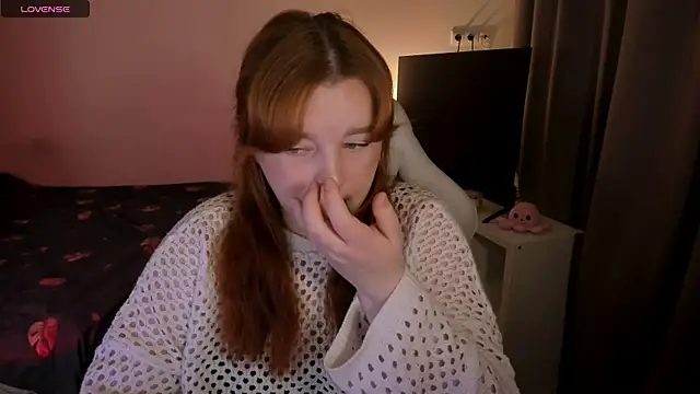 Snapshot of _Lisa_x chatting on 12-05-24, 05:15 Lisa x online show from 12-05-24, 05:15