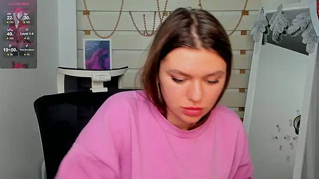 Josephine Kiss online show from 12-15-24, 06:48