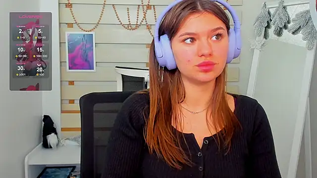 Josephine Kiss online show from 12-29-24, 03:46