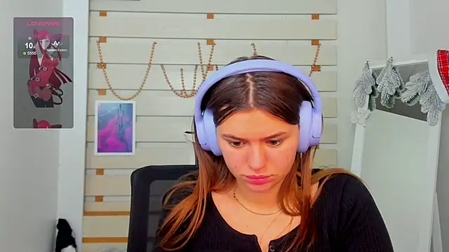 Josephine Kiss online show from 12-30-24, 02:51