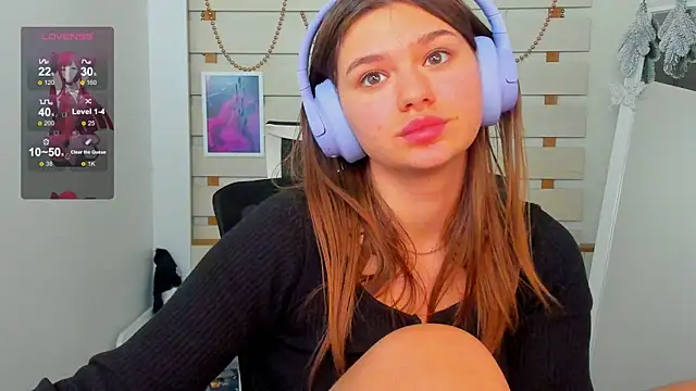 Josephine Kiss online show from 12-30-24, 05:55