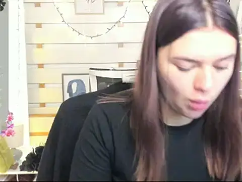 Josephine Kiss online show from 12-22-25, 08:11