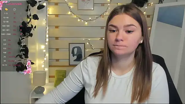 Josephine Kiss online show from 03-12-26, 10:54