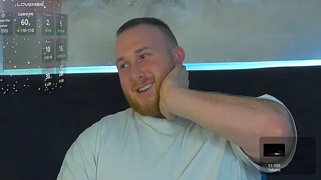 Snapshot of RoddyStill chatting on 01-09-25, 05:00 RoddyStill online show from 01-09-25, 05:00