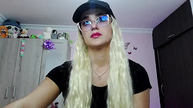 caroline jonson online show from 02-23-25, 09:59