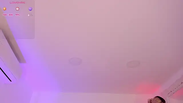 Snapshot of Shelynna_azzul chatting on 06-16-26, 12:30 Shelynna azzul online show from 06-16-26, 12:30