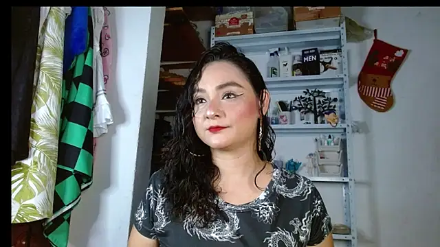 Snapshot of Kaory_32 chatting on 01-14-26, 09:09 Kaory 32 online show from 01-14-26, 09:09