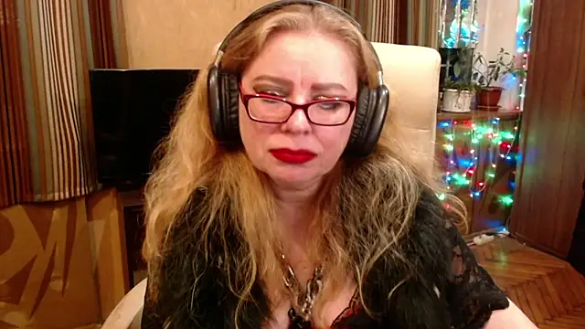 Snapshot of Miss_Tress chatting on 05-29-26, 07:56 Miss Tress online show from 05-29-26, 07:56