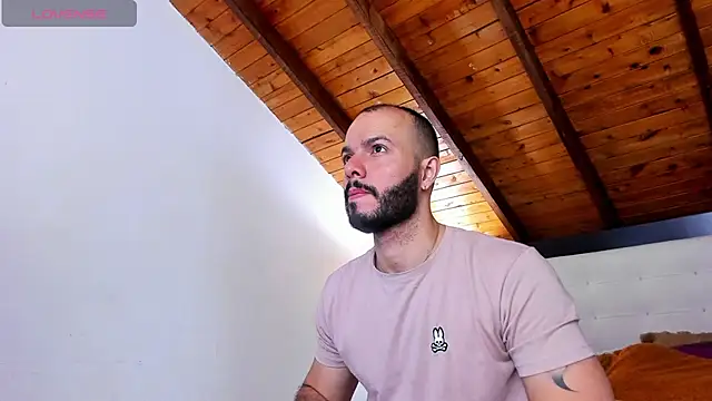 Tom Bailey online show from 09-21-25, 12:18