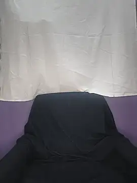 Snapshot of priya__angel chatting on 10-17-25, 04:26 priya  angel online show from 10-17-25, 04:26