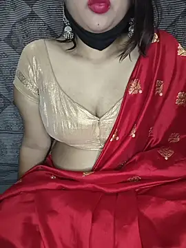 Snapshot of priya__angel chatting on 12-17-25, 05:35 priya angel online show from 12-17-25, 05:35