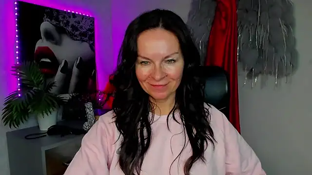 HelenLuxx online show from 03-19-26, 03:38