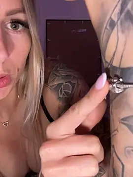 X JamieLove X online show from 10-04-25, 05:11