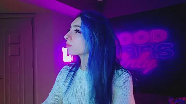 AriaVoss online show from 12-14-24, 08:51