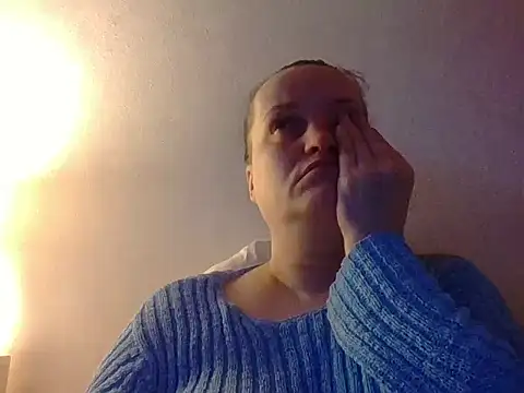 Snapshot of _squirty_cum_lady_ chatting on 02-13-25, 07:35 squirty cum lady online show from 02-13-25, 07:35