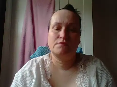 Snapshot of _squirty_cum_lady_ chatting on 02-15-25, 09:38 squirty cum lady online show from 02-15-25, 09:38