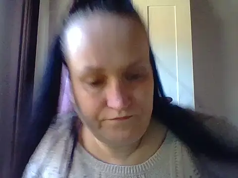Snapshot of _squirty_cum_lady_ chatting on 02-17-25, 10:07 squirty cum lady online show from 02-17-25, 10:07