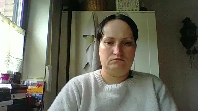  squirty cum lady  online show from 12-22-25, 02:25